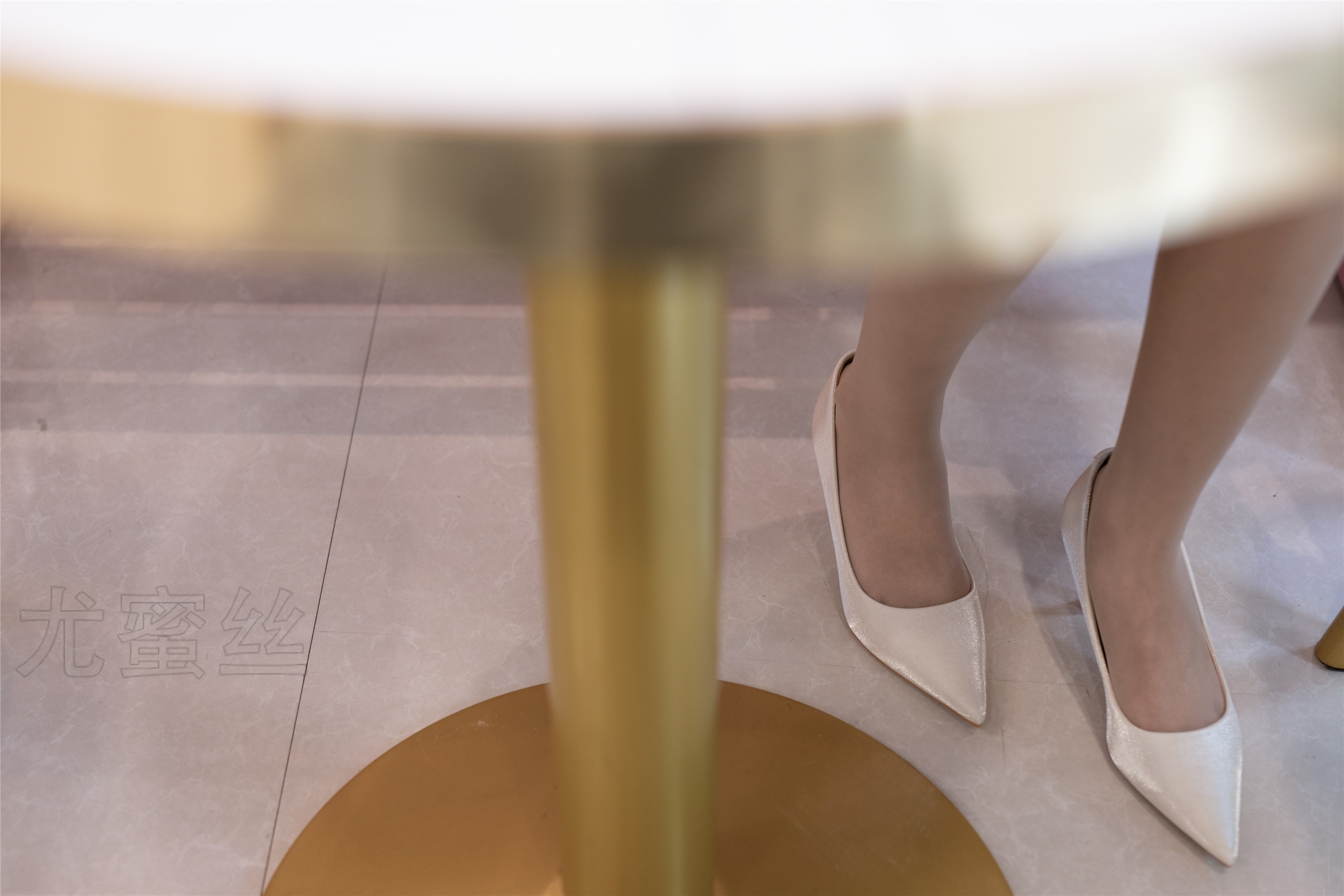 尤蜜丝 穿搭写真 NO.053